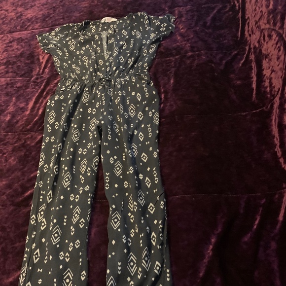 Romper - Picture 1 of 2